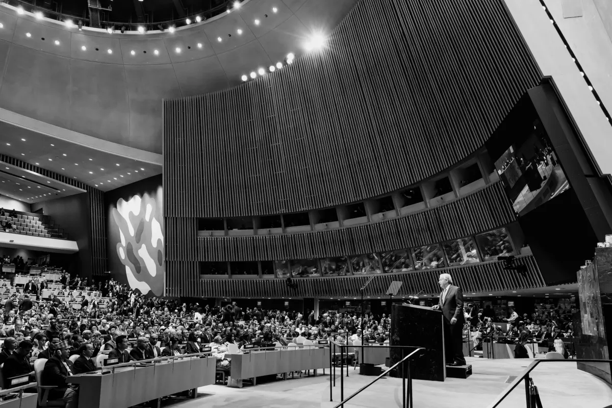 The Secretary-General delivers a speech in the General Assembly Hall.